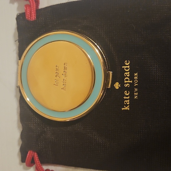 Kate Spade "Lit Your Hair Down" Compact Mirror - Picture 1 of 4